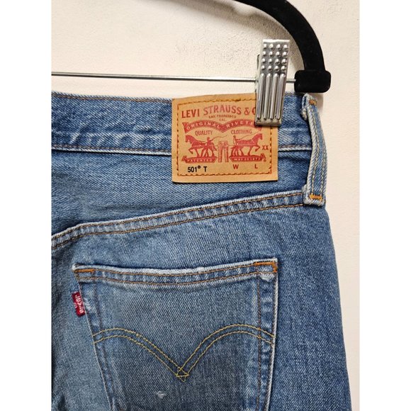 Levi Strauss Womens Tapered Button Fly Distressed Jeans Size 27 - Picture 6 of 9